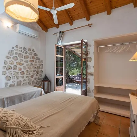 Villa Mystique *
